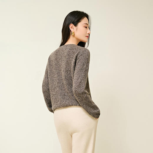 NEELLY纳俪商场同款冬季新款圆领针织开衫女简约气质百搭上衣N25104A06607 商品图1