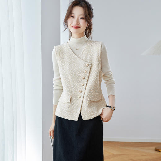 CC90-767-158 纯色小香风针织马甲外套女2025秋季新款小个子不规则开衫叠穿上衣 商品图2