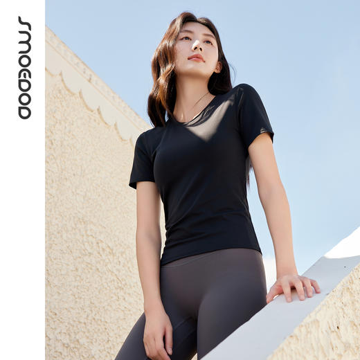 SMOEDOD/水沐伊朵女士夏季运动镂空美背修身带胸垫瑜伽服50206 商品图3
