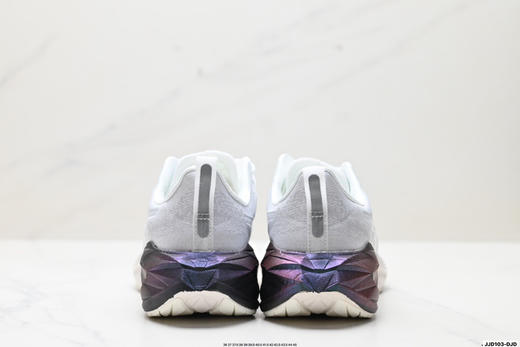 亚瑟士Asics NOVABLAST 4 LE轻量休闲运动跑步鞋1012B818-400男女鞋 商品图5