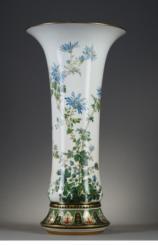 【已售】独角鹿西洋古董 1883年代法国御窑塞弗尔出品手绘描金「蓝色雏菊」主题大型花觚 商品图0