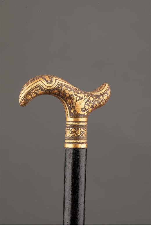 独角鹿西洋古董 1880-1910年代西班牙出品卷叶花卉纹饰托莱多钢镶嵌黄金杖柄硬木古董手杖 商品图2