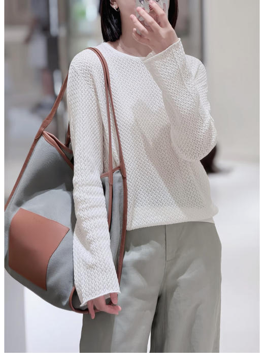 1012-3 新品 紧急‼️清仓 小禾 渠道货 精致肌理感针织上衣 商品图0