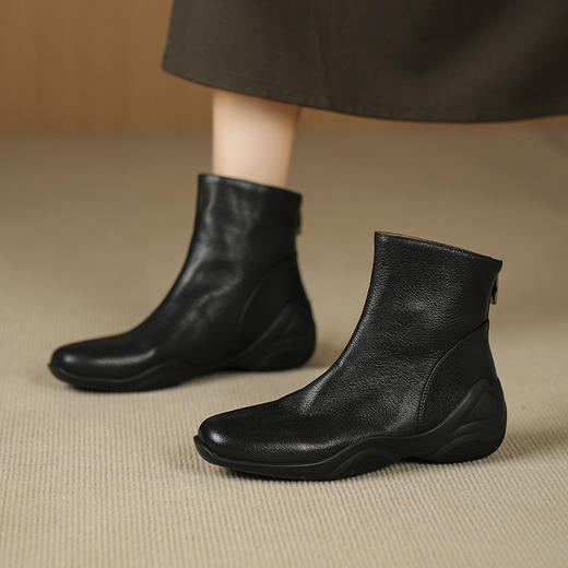 【预售5天】轻盈柔软舒适小羊皮运动厚底，切尔西靴低跟圆头真皮短靴DTN&266-10 商品图3