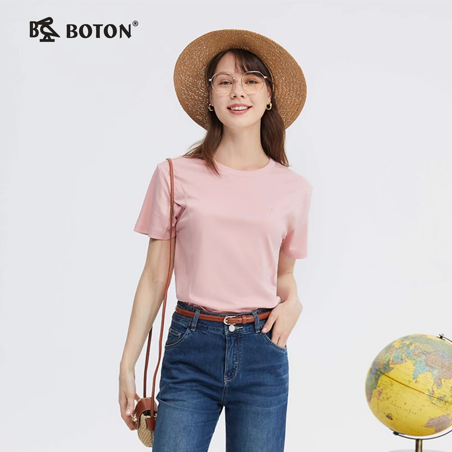 女士夏季短袖t恤丝滑抗皱透气舒适高端美式休闲高端上衣LT317224