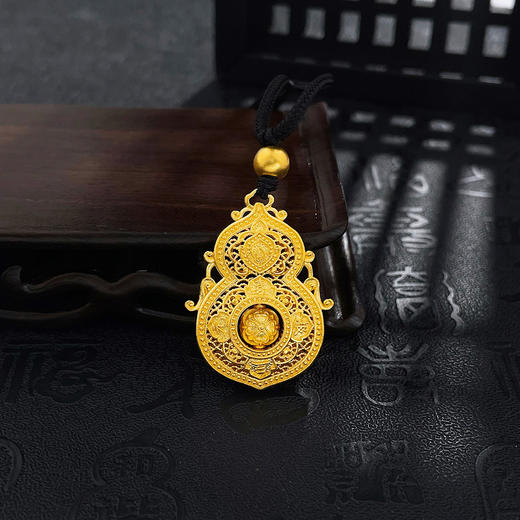 【限时克减150元】足金999.9 #葫芦 #宫廷风 古法镂空挂绳吊坠国潮古风人生四美葫芦喜报三元可转金珠葫芦吊坠（含珠子）(GFDZW00390-01),(预售产品下单后不退款不退货不换货不补差价) 商品图0