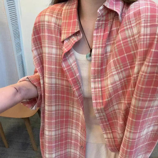 新品上市法式粉色格子长袖衬衫外套女春秋2025衬衣高级感上衣内搭外穿慵懒风衬衫 商品图1
