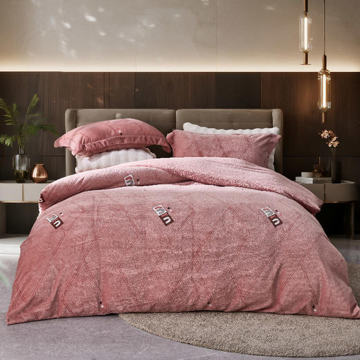 多喜爱 美眠康 牛奶绒套件 洛克之约-灰/粉【不炸毛】【不起静电】【不掉毛】 商品图4