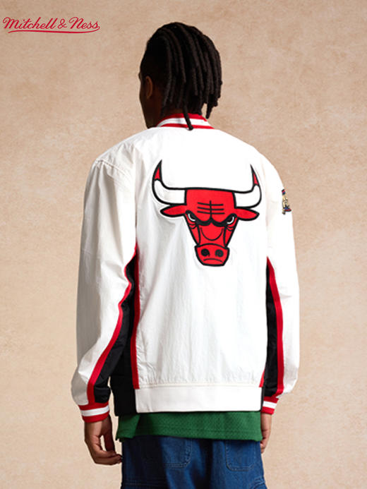 Mitchell&ness 芝加哥公牛Authentic夹克 商品图5