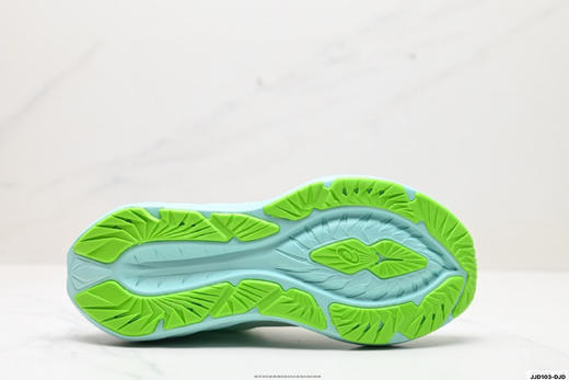 亚瑟士Asics NOVABLAST 4 LE轻量休闲运动跑步鞋1012B818-400男女鞋 商品图8