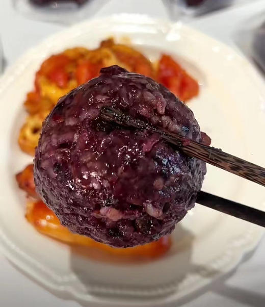 爆款复团🔥🔥，秋冬早餐必囤，库存有限，抢完随时下架❗【七色糙米饭团】💰29.9到手25个大饭团❗一个约100g！代餐又饱腹💥减脂期必入！ 商品图3