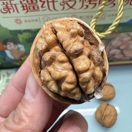 草本味手剥185纸皮核桃 商品图2