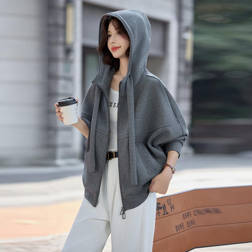 HR MEIQIN5705休闲短款外套连帽宽松夹克短款上衣 商品图2