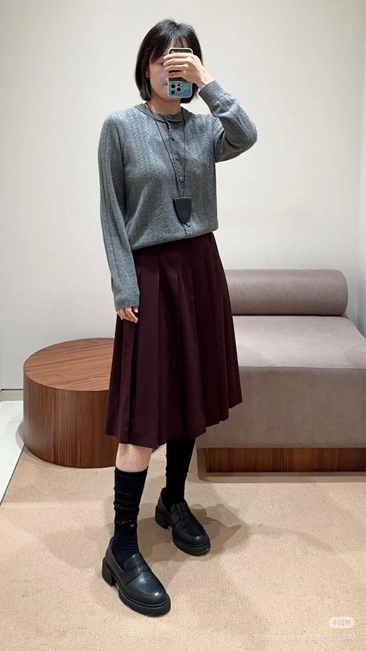 1011-8 圆正渠道货 小禾 精纺羊毛百褶长半裙 看腰围135斤时我穿38/140斤我要穿40 商品图1