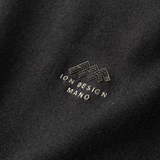 【DWP】大依优型大码男装秋季圆领长袖打底衫简约舒适休闲百搭长袖T恤 商品图3