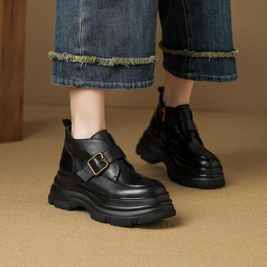 【预售5天】厚底增高真皮小皮鞋，英伦风松糕皮带扣单鞋SSS&M2425 商品图3