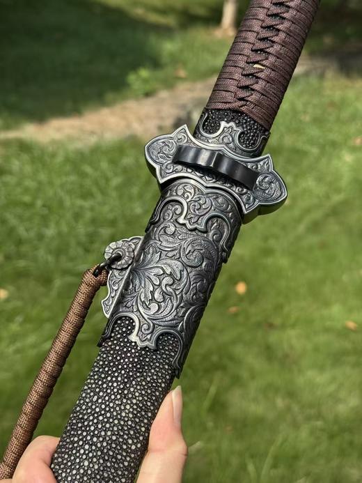 三希堂 乌骓系列  铁地卷草唐剑  未开刃 商品图1