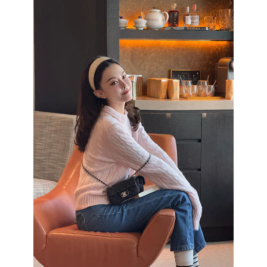 DUO智仙生 少女老钱风柔雾粉网球羊毛毛衣 商品图3