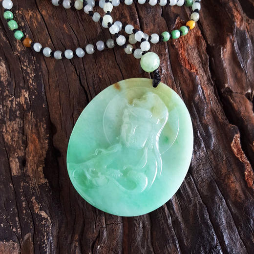 【天然正品】天然细腻糯种飘黄翡观音平安无事牌翡翠珠串项链300925NJM24 现售价：1180特价 商品图4