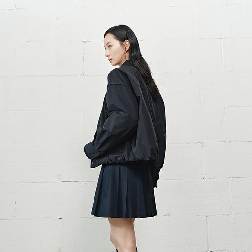 NEELLY纳俪商场同款冬季新款休闲通勤短款羽绒服女百搭时尚外套N25101L01016 商品图1