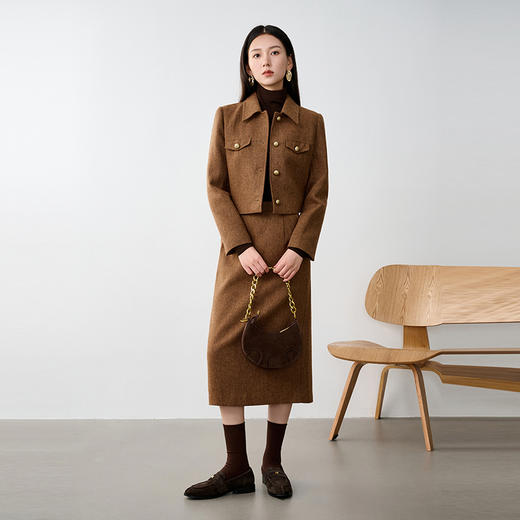 NEELLY纳俪商场同款冬新款小香风正肩显瘦短外套女绵羊毛保暖上衣N25104C04503 商品图2