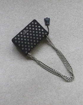 简单粗暴的 哈！意品啪啪哒 朋克风 伞布配羊皮衬 链条的 单肩&斜跨 包