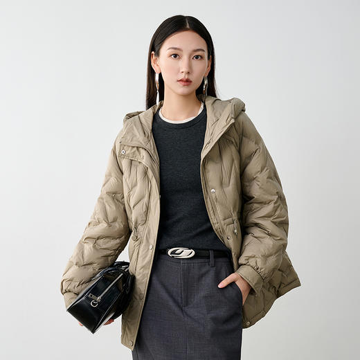 NEELLY纳俪商场同款冬季新款连帽薄款抽绳收腰羽绒服女90%白鸭绒N25104L04588 商品图3
