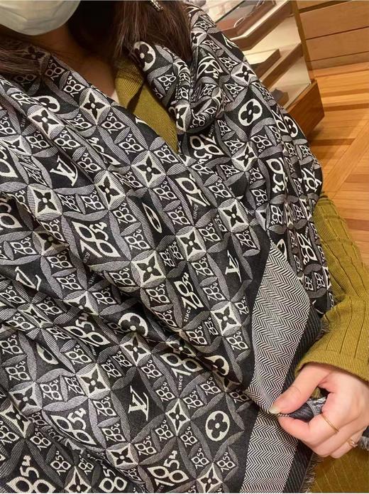 海外邮寄意大利订单LV桑蚕丝混纺围巾披肩 商品图9