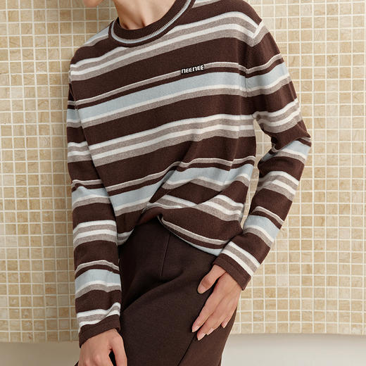 NEELLY纳俪商场同款冬季新款撞色条纹显白针织衫女休闲通勤毛衣N25102A01029 商品图2