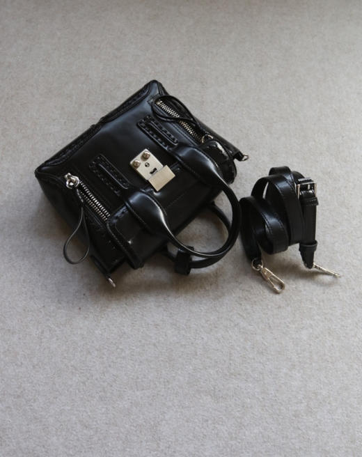 简单粗暴的 哈！3.1 Phillip Lim Pashli 开边珠牛皮 小机车 手提&斜跨 包 商品图0