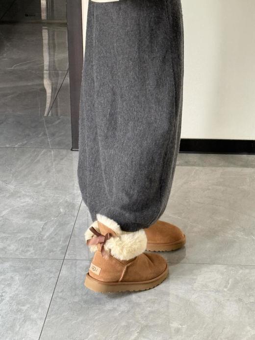 【只可换码 不退货】Ugg后带蝴蝶结雪地靴（XR） 商品图10