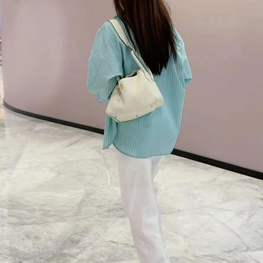 新品上市薄荷蓝绿色条纹衬衫女2025新款衬衣小外套绝美上衣内搭外穿百搭外套 商品图3