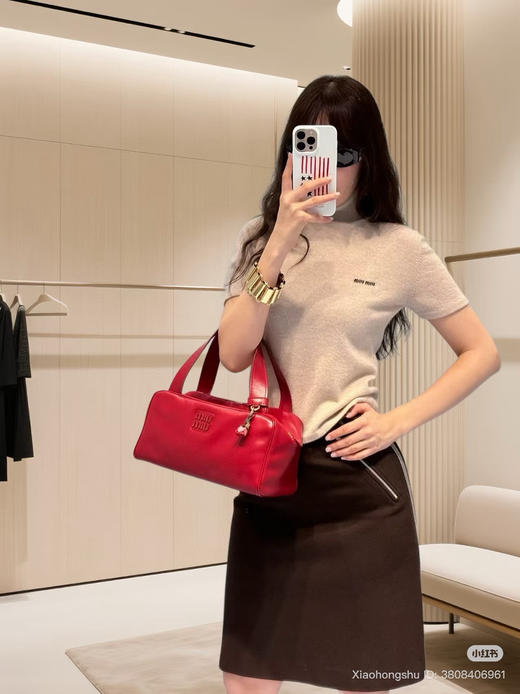 1011-7 渠道圆正 miu 燕麦色 重磅高密针织 山羊绒 高领 短袖 毛衣 优雅时髦 商品图13