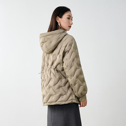 NEELLY纳俪商场同款冬季新款连帽薄款抽绳收腰羽绒服女90%白鸭绒N25104L04588 商品图1