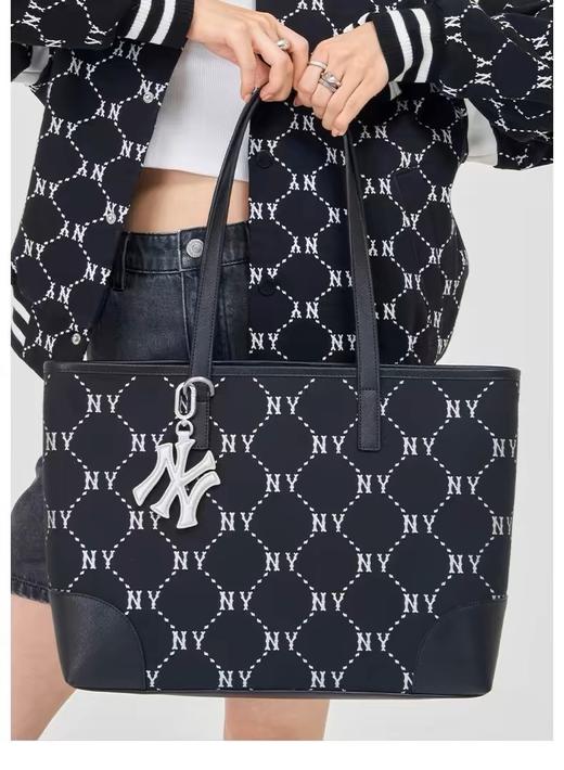 MLB斜1ogo大托特包 男女情侣百搭老花系列大容量通勤托特包24夏季新款 商品图7