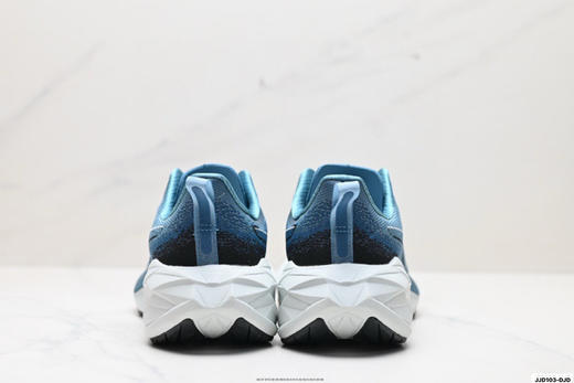 亚瑟士Asics NOVABLAST 4 LE轻量休闲运动跑步鞋1012B818-400男女鞋 商品图5