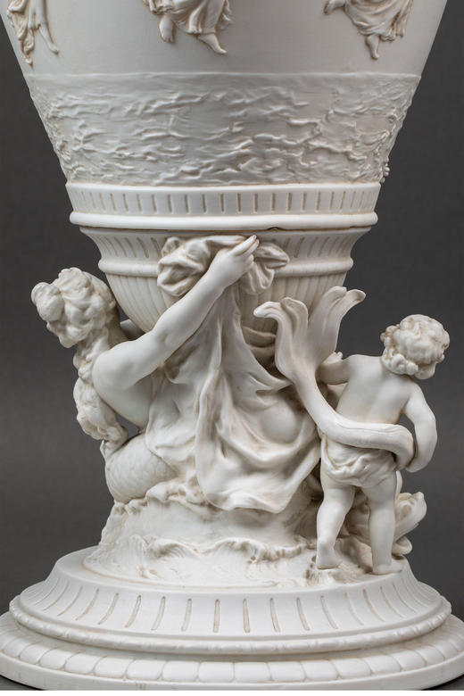 【已售】独角鹿西洋古董 19世纪法国出品古希腊神话主题「命运三女神」素胎瓷嵌水晶花瓶一对 商品图5