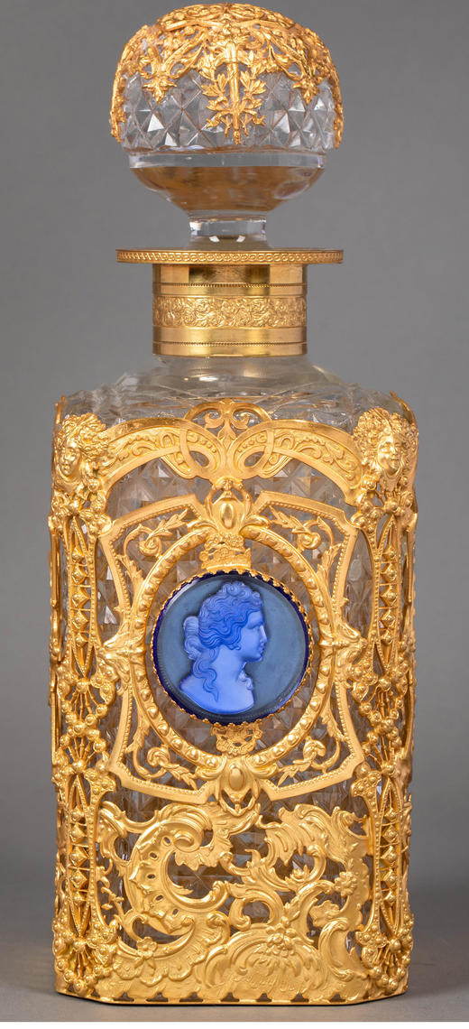 独角鹿西洋古董 19世纪末法国出品新古典主义风格铜鎏金雕饰古典女子肖像卡梅奥装饰水晶烈酒瓶 商品图3