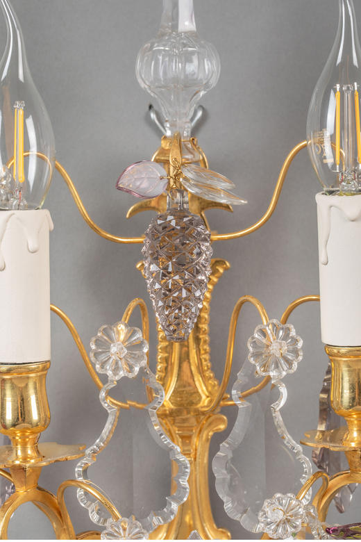 独角鹿西洋古董 1850-1870年代法国拿破仑三世时期出品铜鎏金精雕镶嵌「葡萄」主题水晶吊坠双枝壁灯一对 商品图4