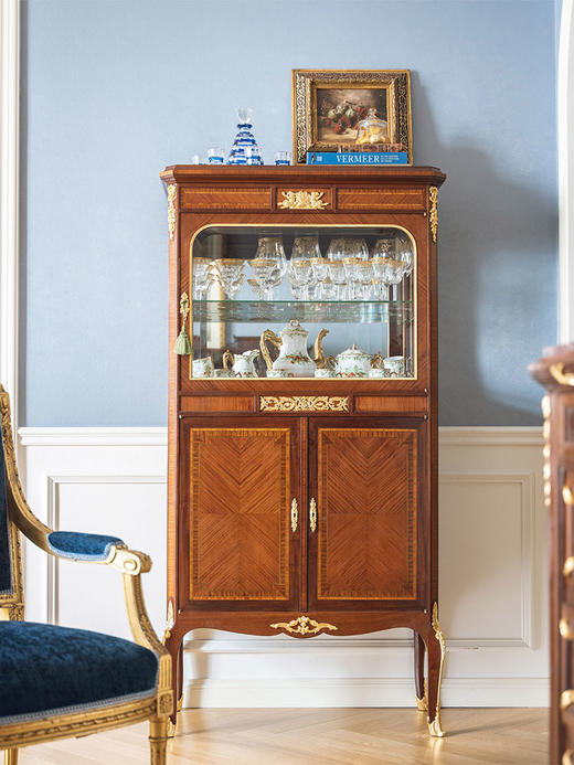 【已售】独角鹿西洋古董 路易十六风格铜鎏金装饰桃花心木展柜 商品图0