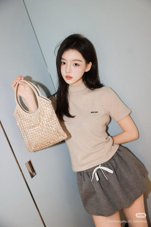 1011-7 渠道圆正 miu 燕麦色 重磅高密针织 山羊绒 高领 短袖 毛衣 优雅时髦 商品图0