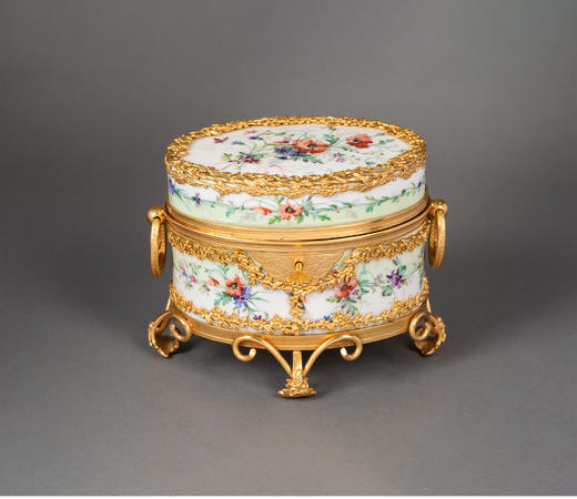 独角鹿西洋古董 19世纪中期法国出品自然花卉主题铜鎏金装饰彩绘珍宝盒 商品图0