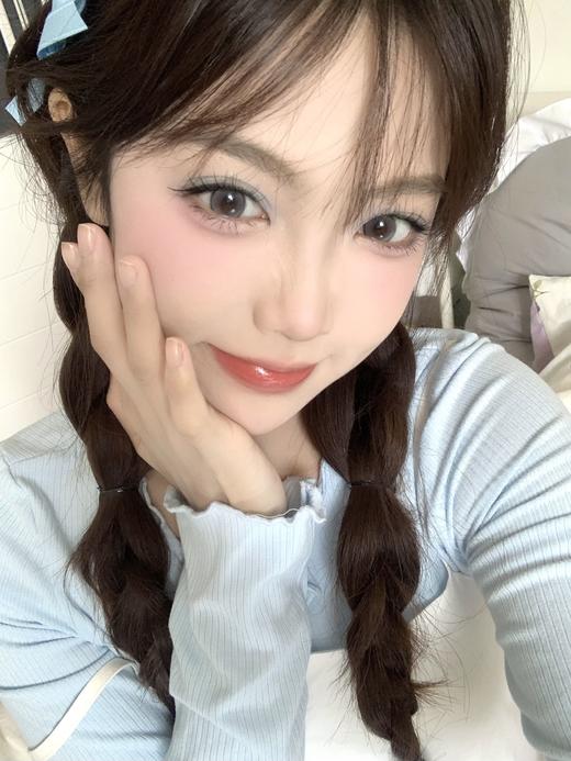 cherrybee 半年抛 黄油小包蓝  直径14.2mm 着色13.4mm 商品图1