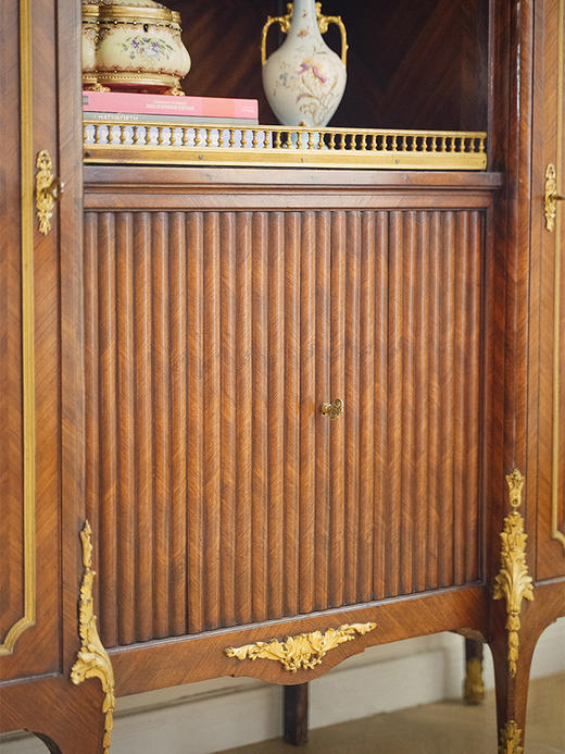 独角鹿西洋古董 19世纪末法国拿破仑三世时期出品铜鎏金装饰细木镶嵌藏书柜 商品图3