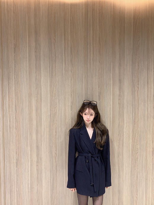 金蘑菇菇  墨尔本的秋天 偶尔也是西装女孩 /秋日穿搭 商品图7