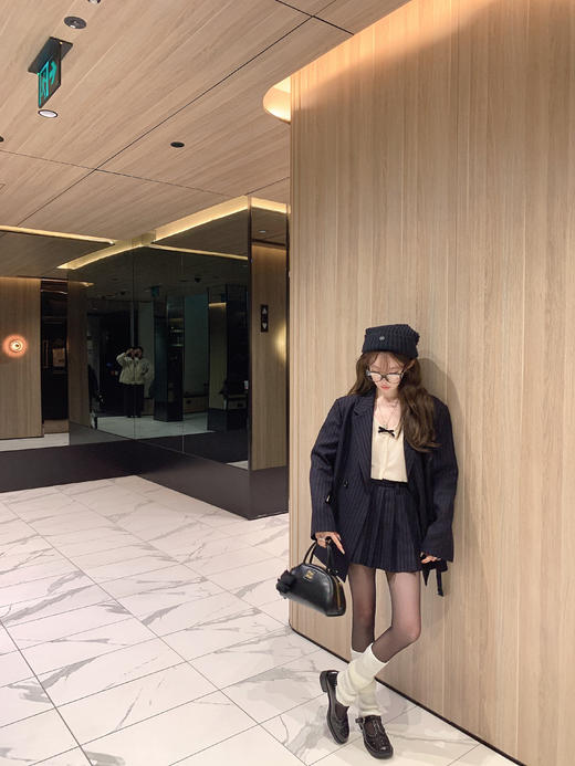 金蘑菇菇  墨尔本的秋天 偶尔也是西装女孩 /秋日穿搭 商品图2