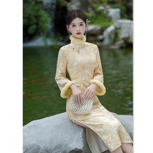 GX中国风加绒长袖女装旗袍2025秋冬款复古改良年轻款倒大袖日常旗袍 商品图3