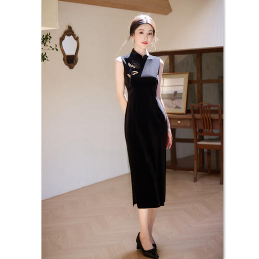 GX丝绒绣花无袖长款旗袍2025秋季新款时尚改良新中式日常可穿旗袍裙 商品图2