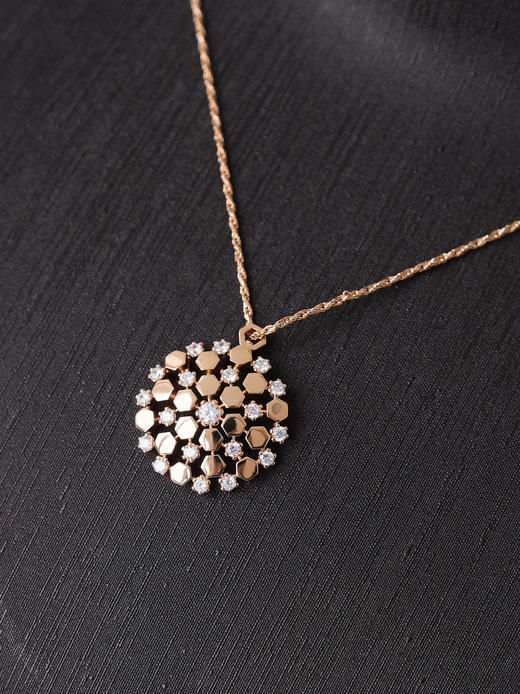 爱·巢系列镂空蜂巢吊坠钻石项链女款-（XK） 商品图5