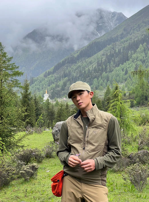 始祖鸟 ATOM LT Vest Gen 2.1 军鸟马甲 （SS） 商品图5